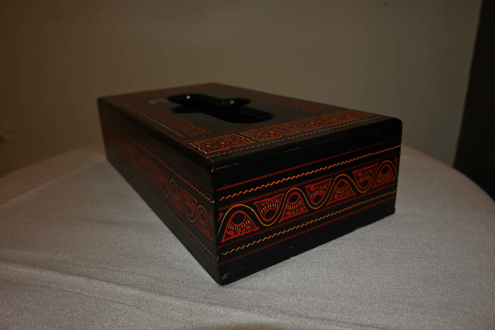 Wooden lequre  art  Engraved  Tissu box