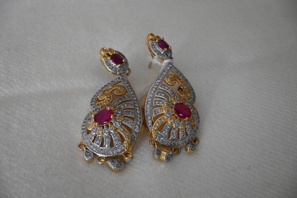 Metal ear ring  with zarkun and ruby stone