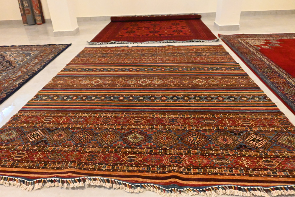 Hand knotted Carpet size  8x10  khorjeen