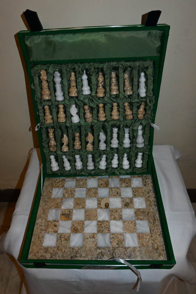 Onyx chess set size 12x12