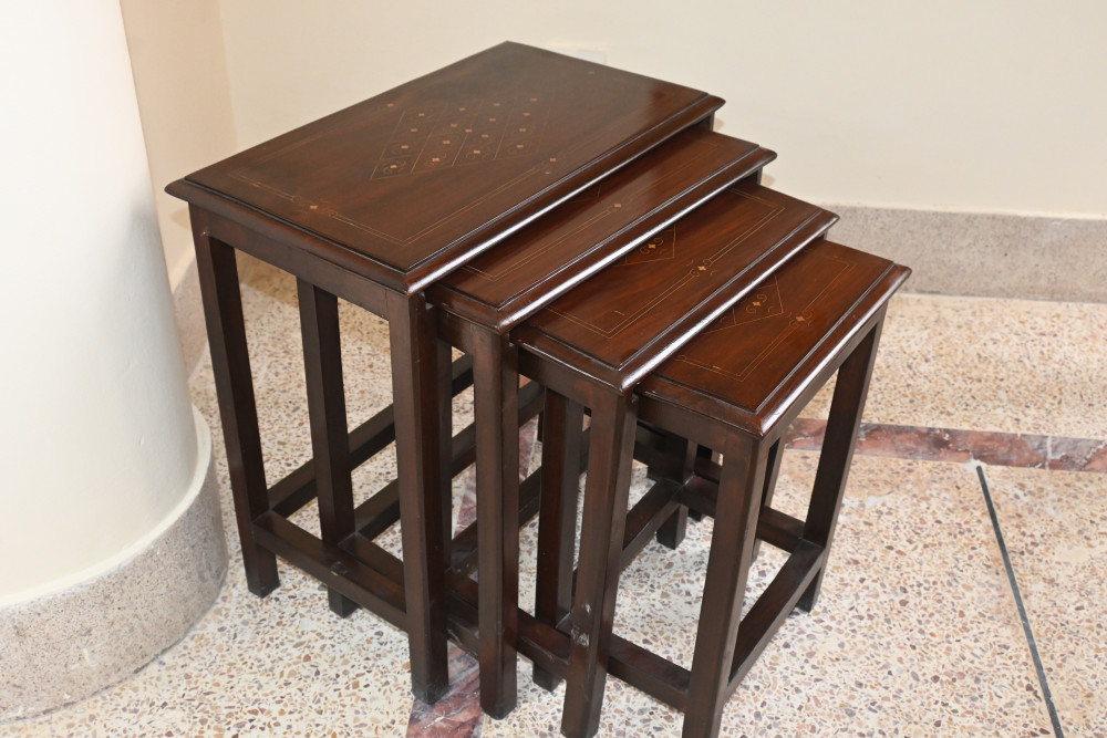 Nest table set with brass inlay work